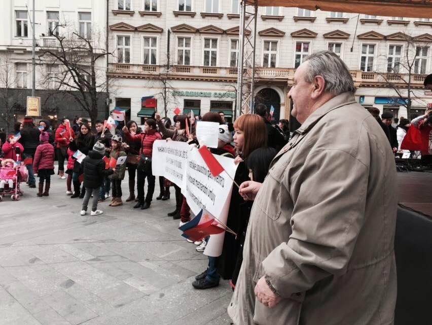 Předseda ČVS Marcel Winter na protičínské demonstraci 22.3. na Václavském náměstí  v Praze.